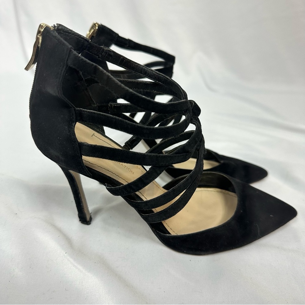 BCBGeneration Black Heels in Size 37.5/7.5M - Picture 5 of 6